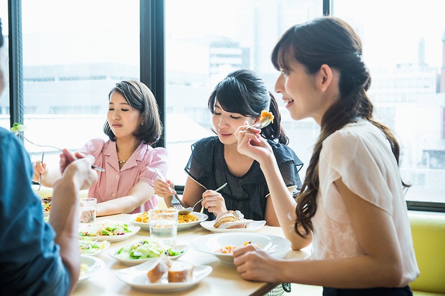 【健康的にやせよう】外食しても太らないポイント