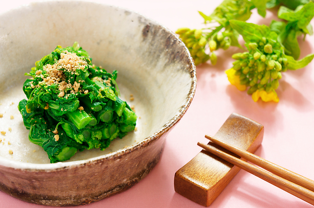 【食卓が華やかに】実は栄養たっぷり！今日は菜の花を使いませんか？