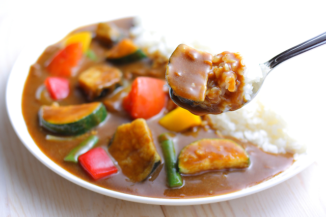 【美味しいだけじゃない？】カレーが夏バテ予防に効く理由3つ