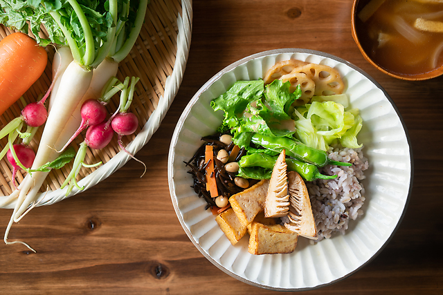 【多すぎも少なすぎもダメ！】菜食主義に不足しやすい「ヨウ素」って？