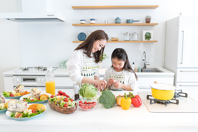 【おうち時間を満喫しよう！】子どもと一緒に料理を楽しむポイントとおすすめレシピ5つ