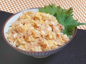 【今日のダイエット献立】今が旬のアジで♪漁師風あじのなめろう丼＜640kcal＞