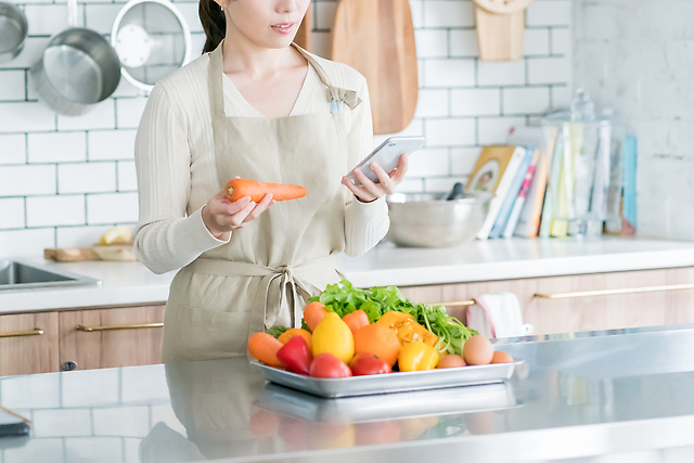 【美味しく安全に！】食中毒を予防するポイントとは？